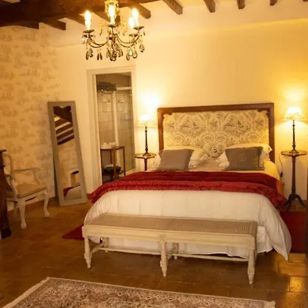 Le Logis Saint Victor ゲストハウス *