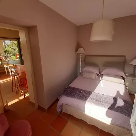 Konukevi Le Logis Saint Victor