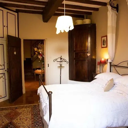 Le Logis Saint Victor Pensjonat *